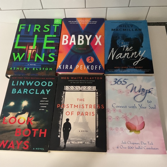 6 Various Books/novels - Picture 3 of 4